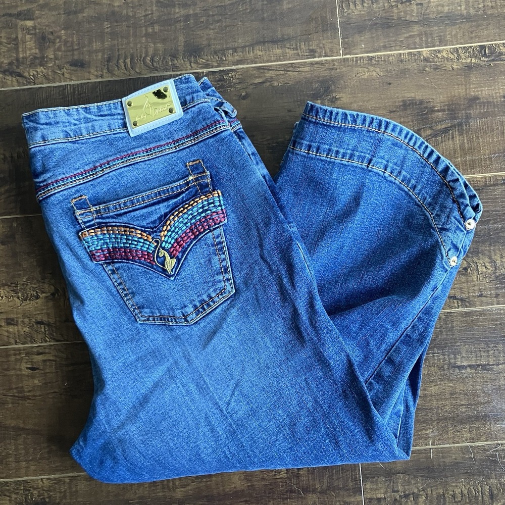 Baby Phat Women's Capri Jeans Size 16 Blue Embroidered Y2K Stretch Denim Midrise
